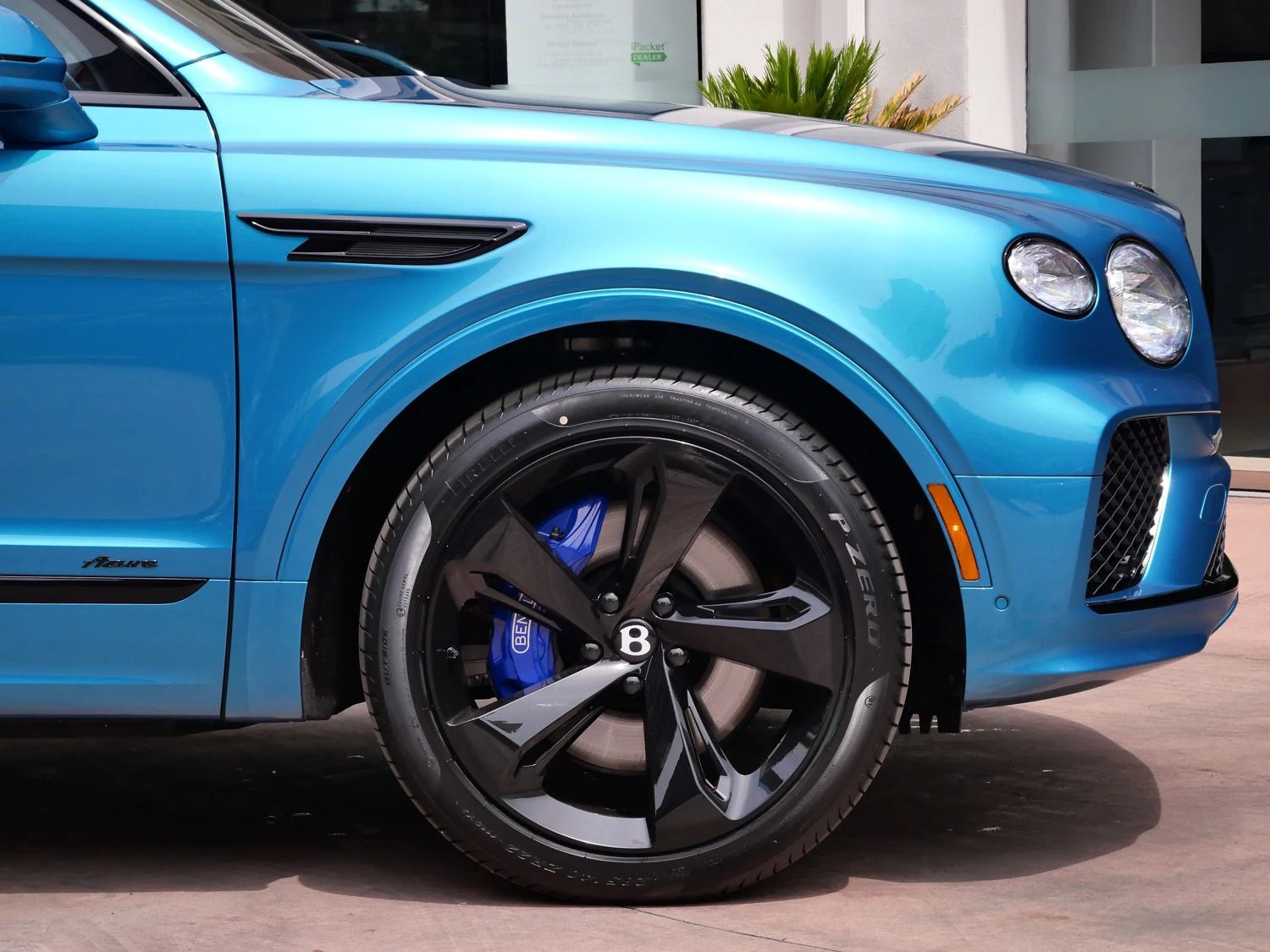 2026 Bentley Bentayga EWB Azure for sale, exterior, Blue