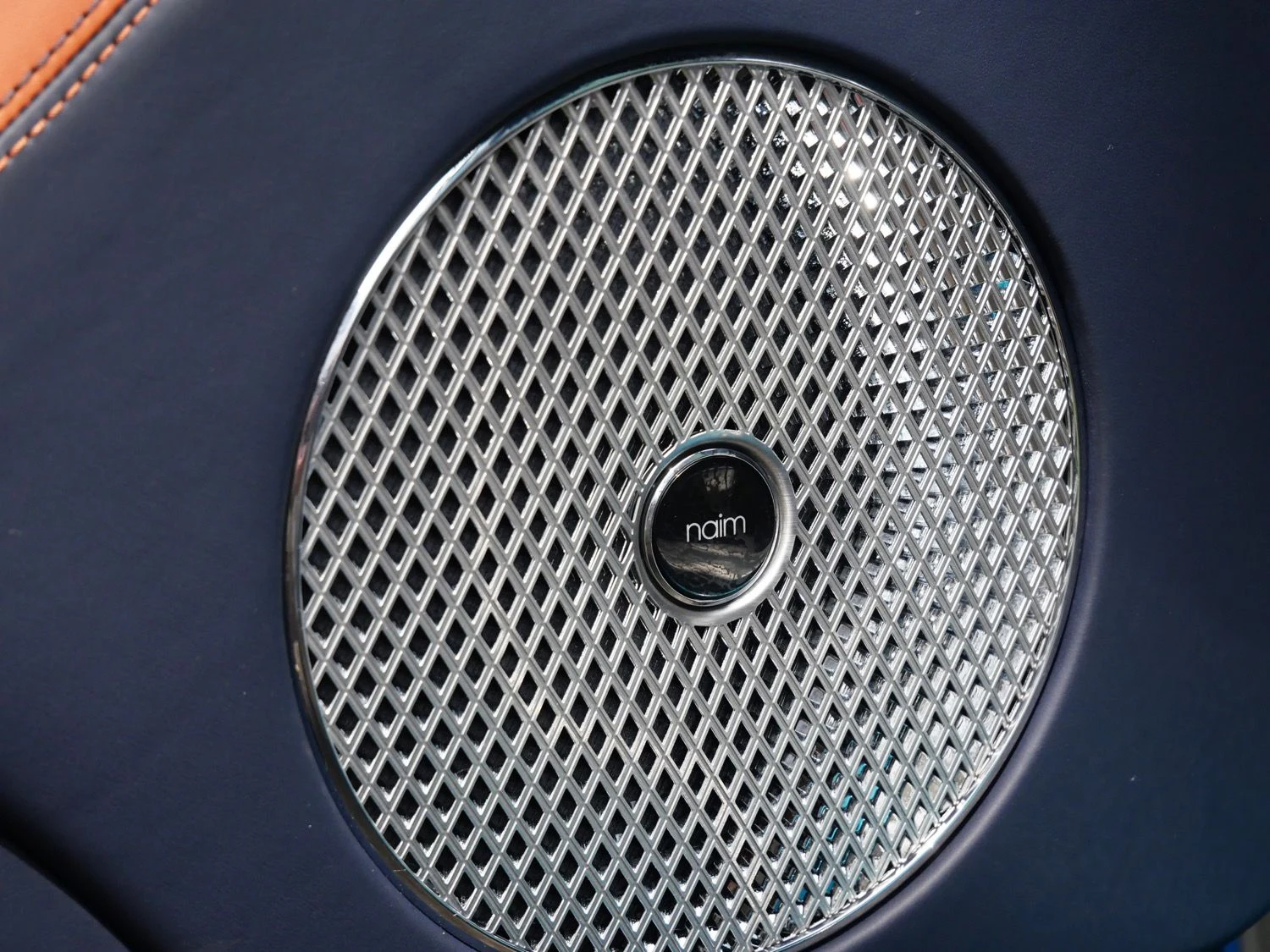 2026 Bentley Bentayga EWB Azure, detail