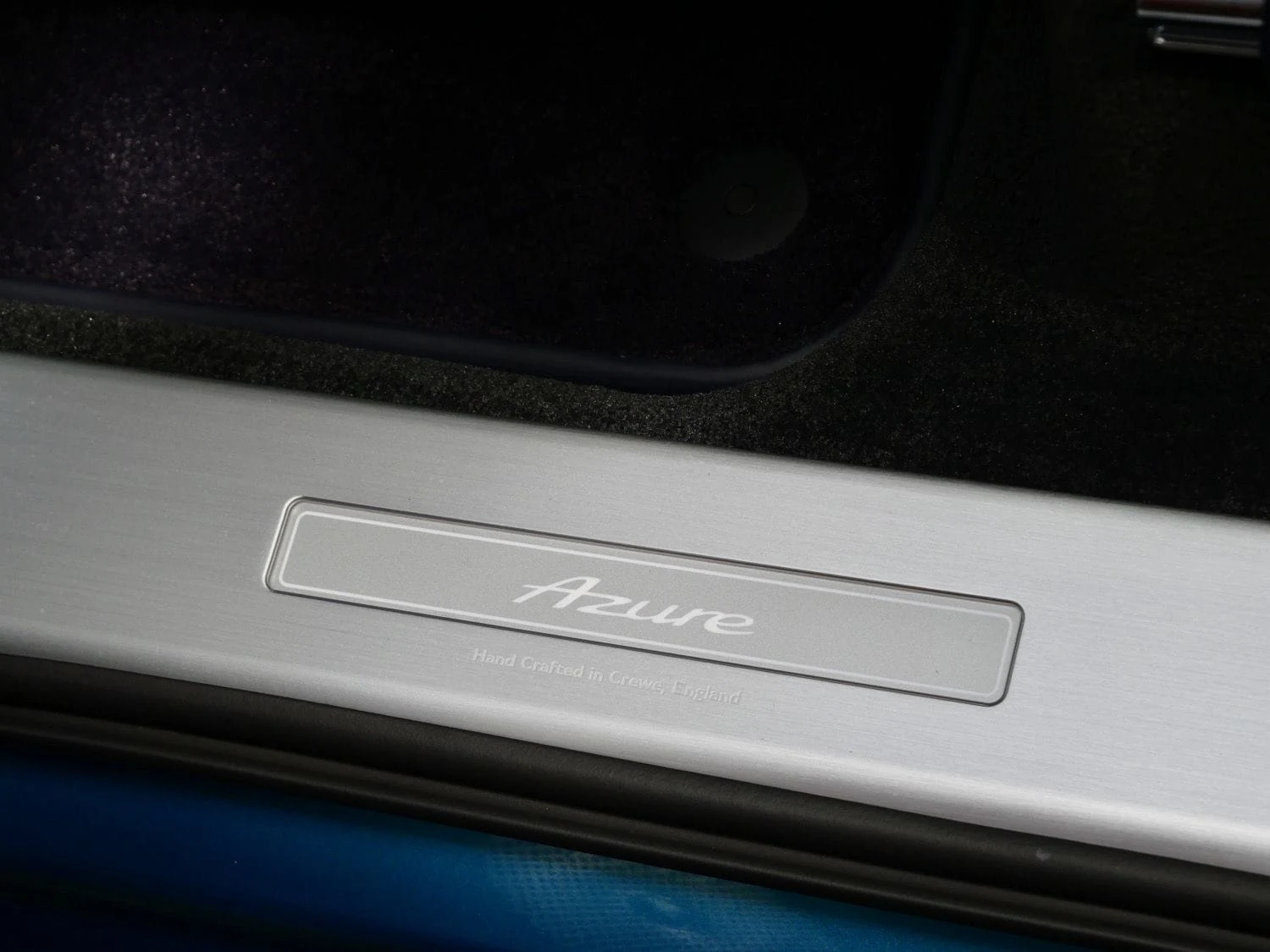 2026 Bentley Bentayga EWB Azure interior, door sill, Newmarket Tan