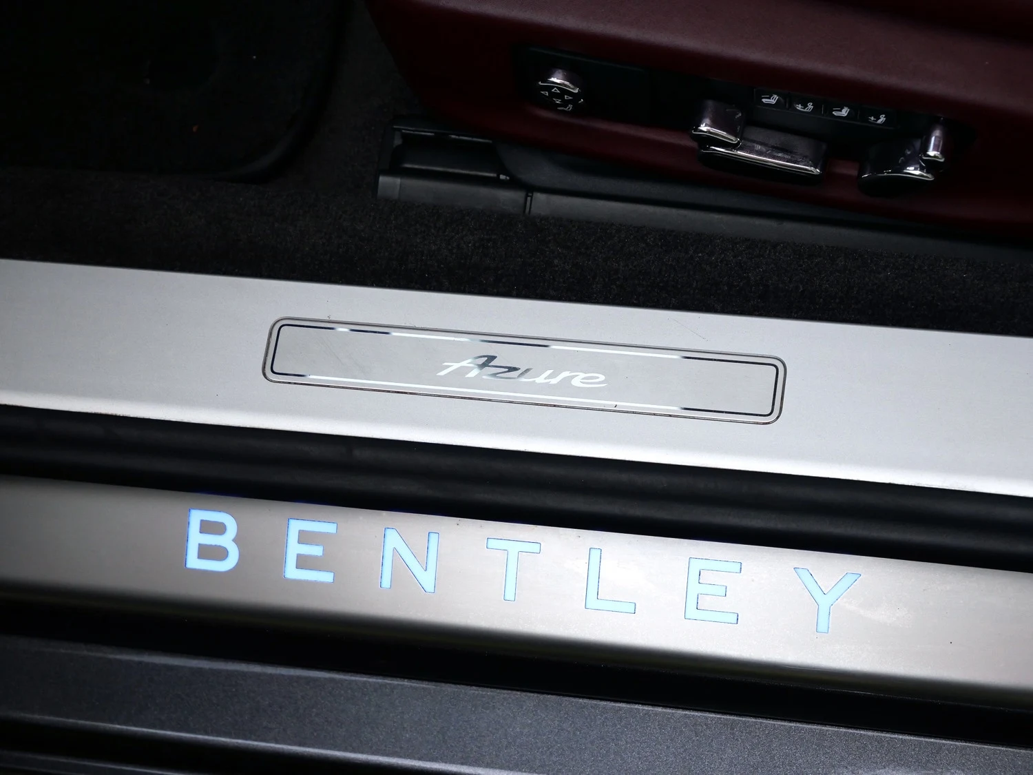 2024 Bentley Continental GT Azure interior, door sill, Cricket Ball