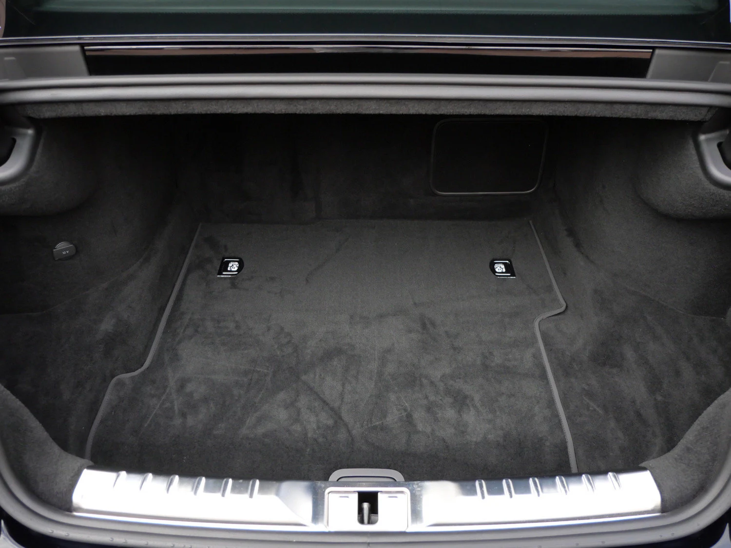 2024 Bentley Continental GT V8 trunk