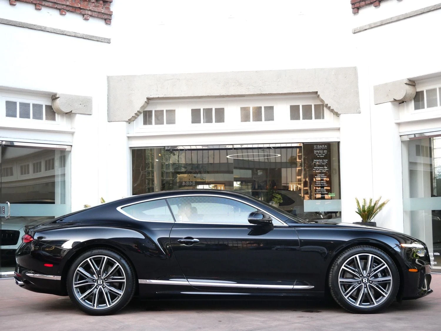 2026 Bentley Continental GT, side profile, Black