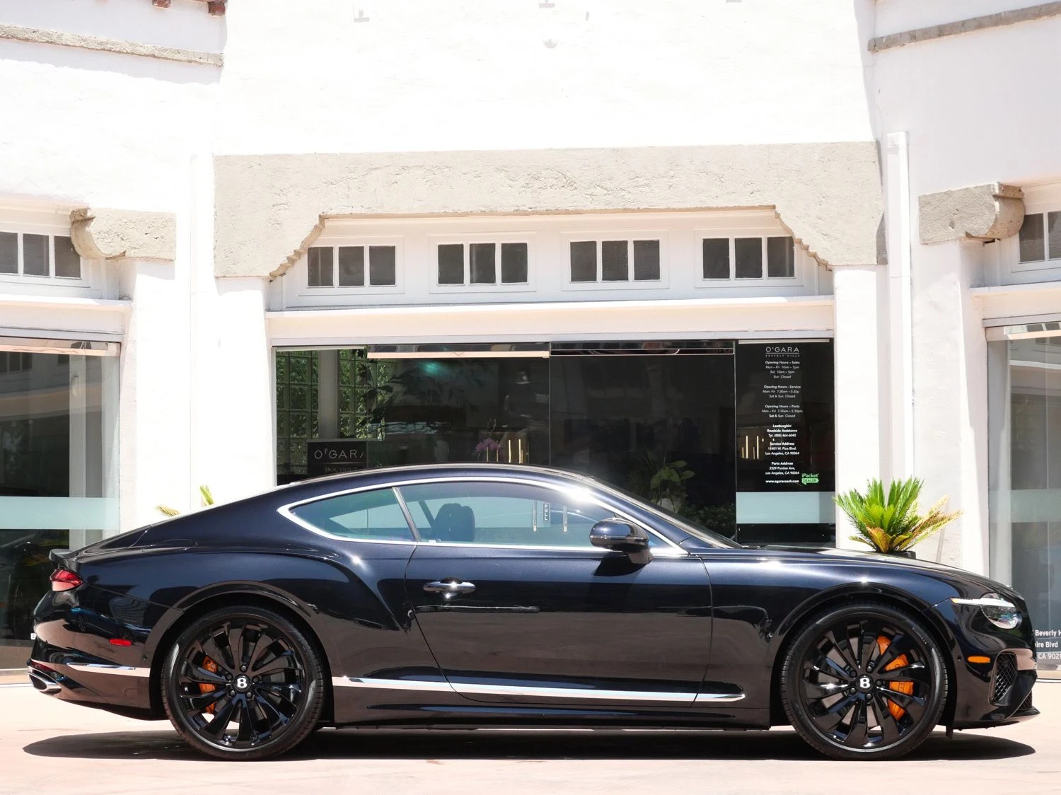 2026 Bentley Continental GT, side profile, Black