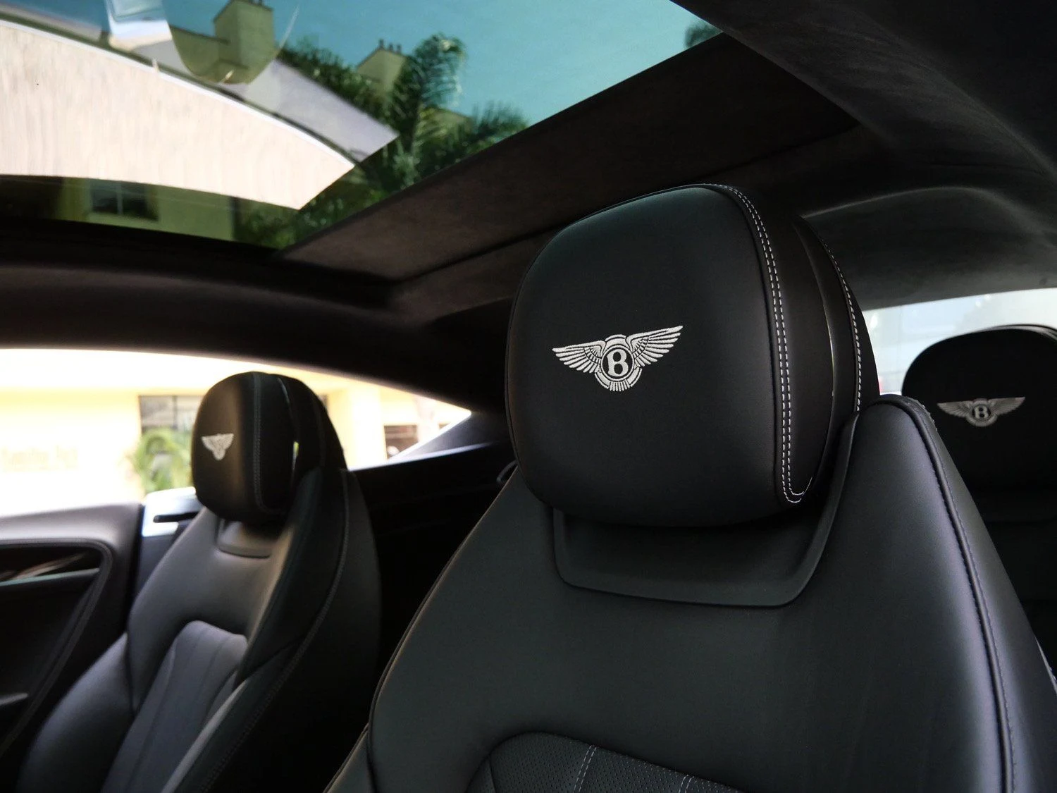 2026 Bentley Continental GT interior, Beluga