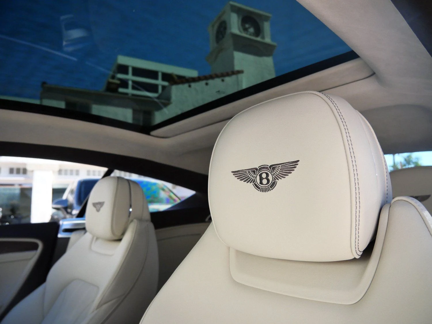 2026 Bentley Continental GT interior, Linen