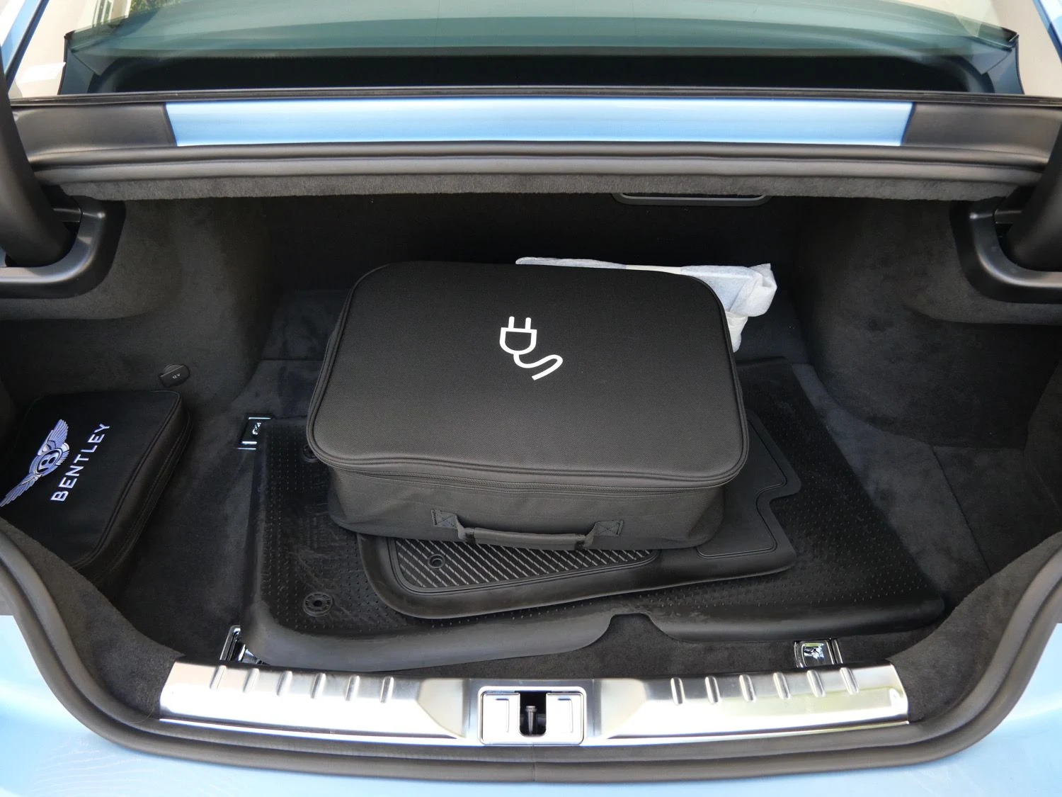 2026 Bentley Continental GT trunk