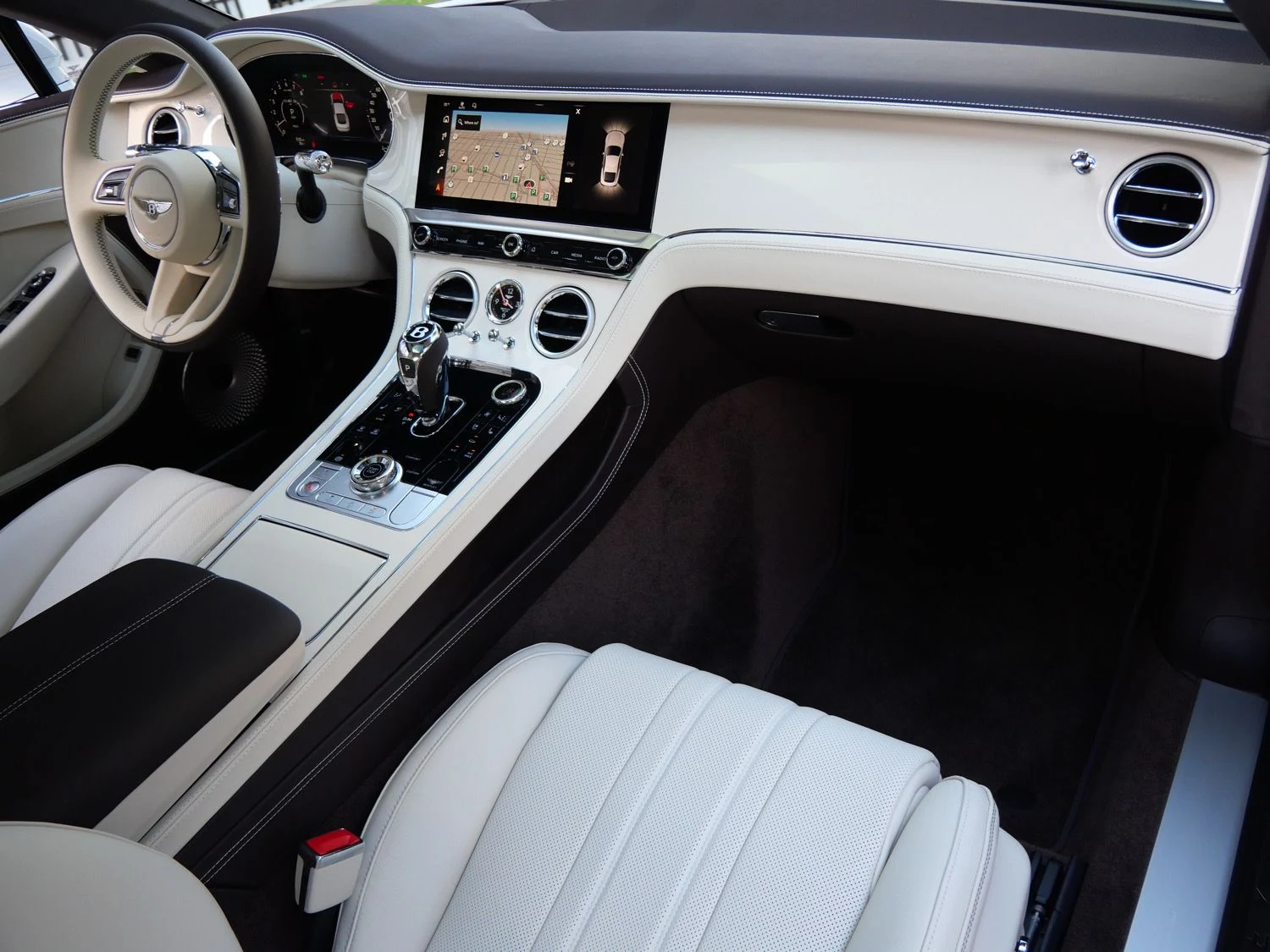 2026 Bentley Continental GT interior, Linen