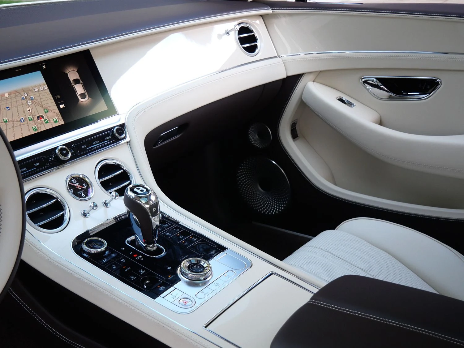 2026 Bentley Continental GT interior, Linen