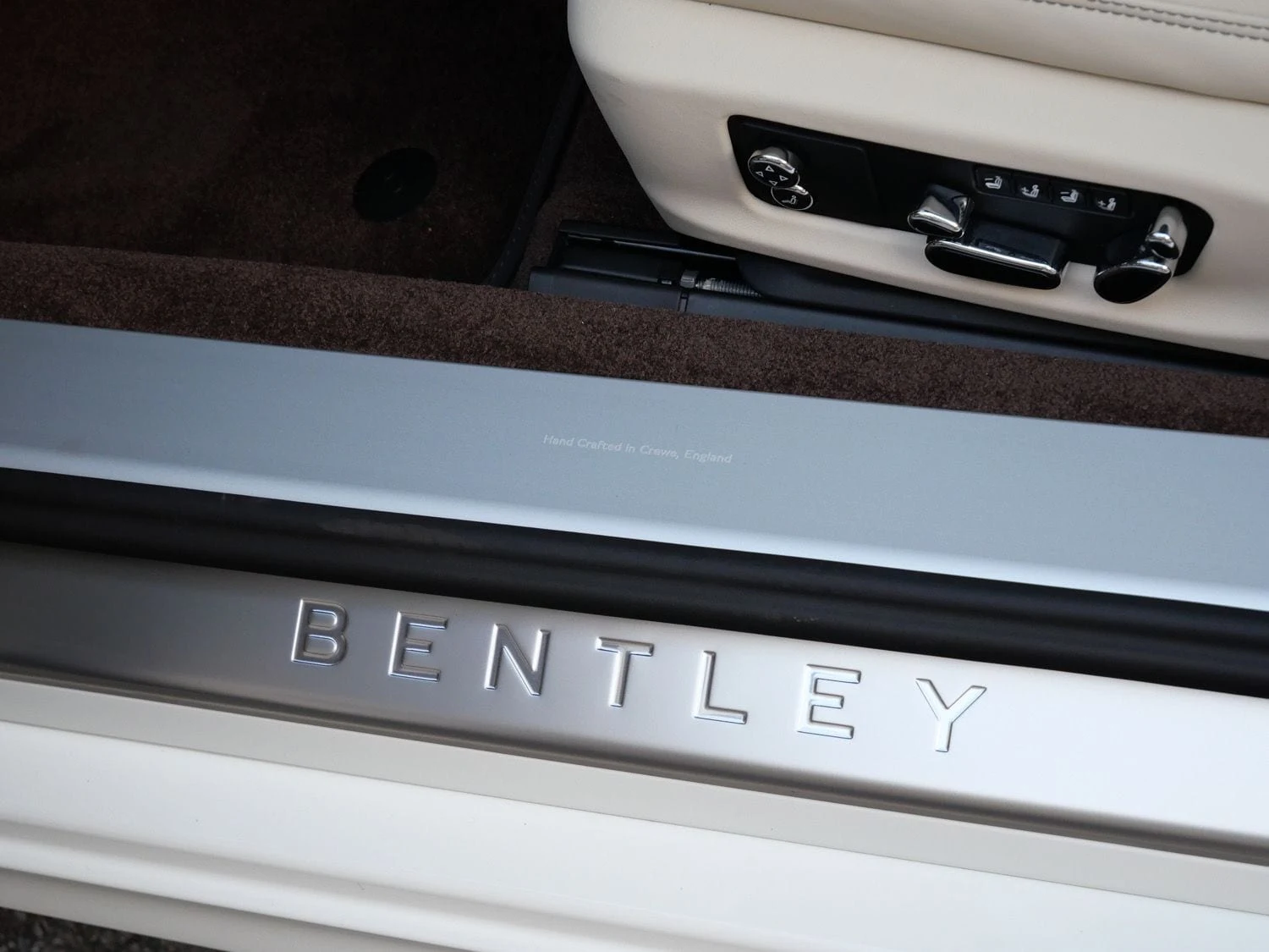 2026 Bentley Continental GT interior, door sill, Linen