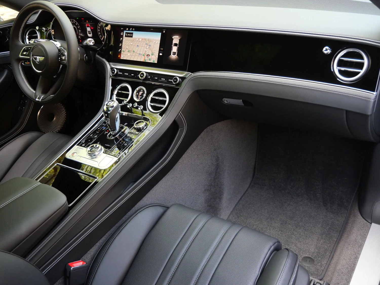 2026 Bentley Continental GT interior, Beluga