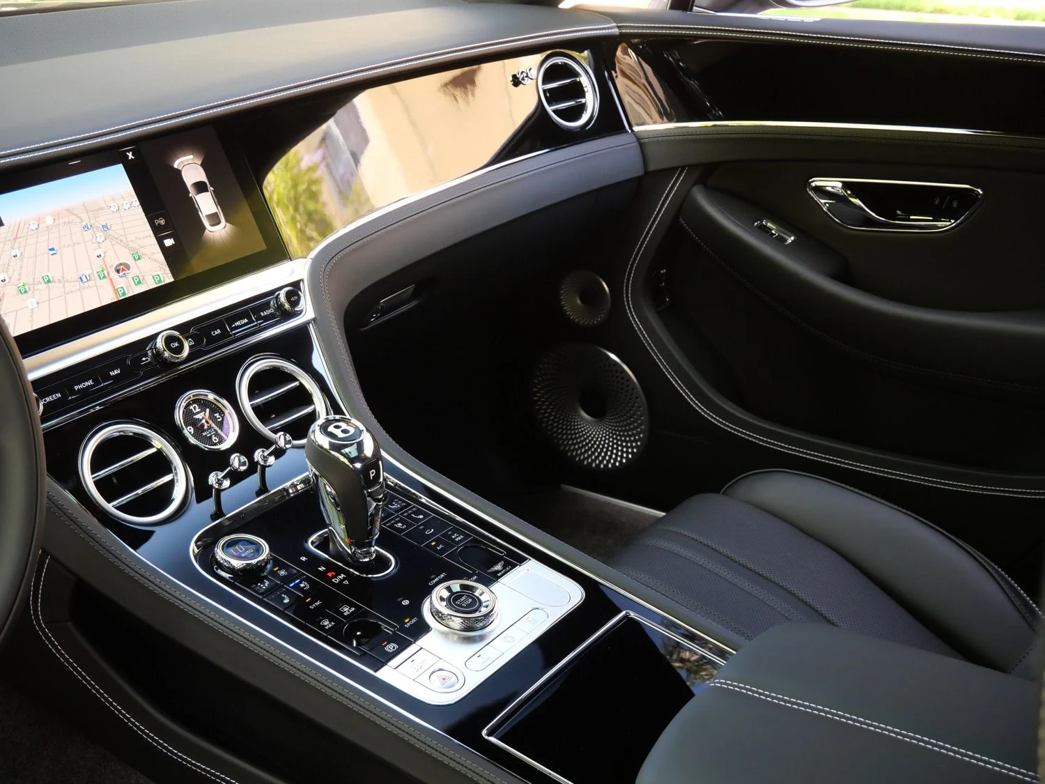 2026 Bentley Continental GT interior, Beluga