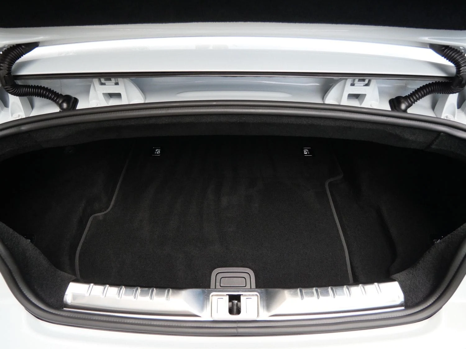 2023 Bentley Continental GTC V8 S trunk