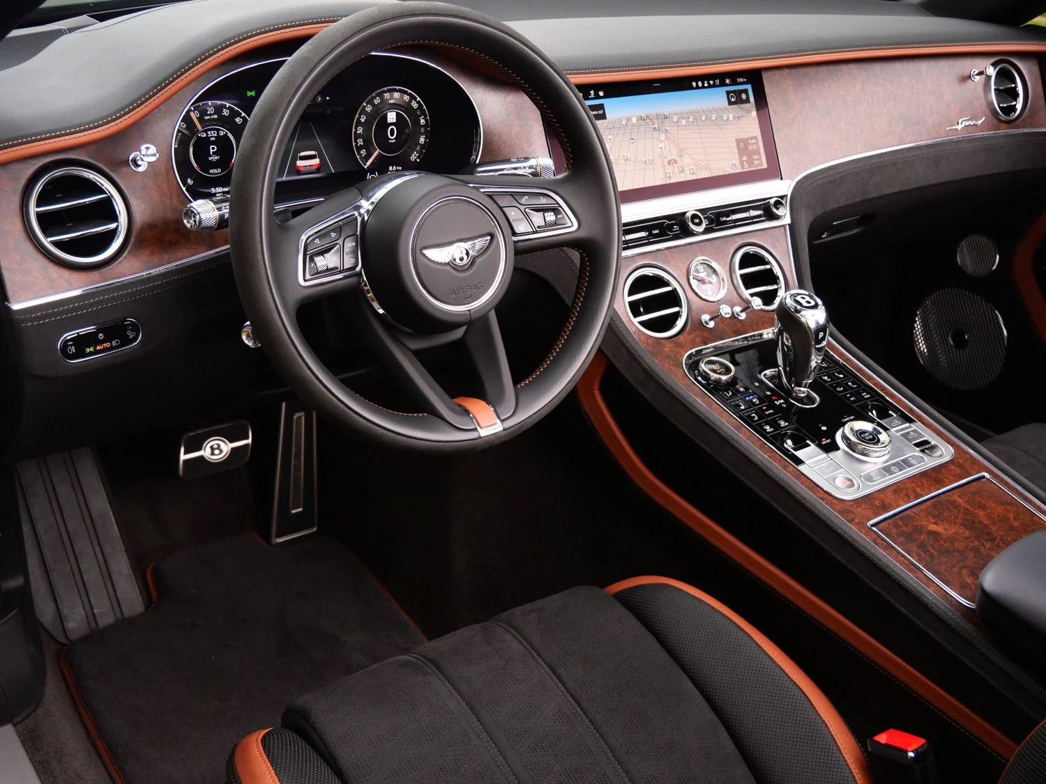 2025 Bentley Continental GTC Speed interior, dashboard, Saddle