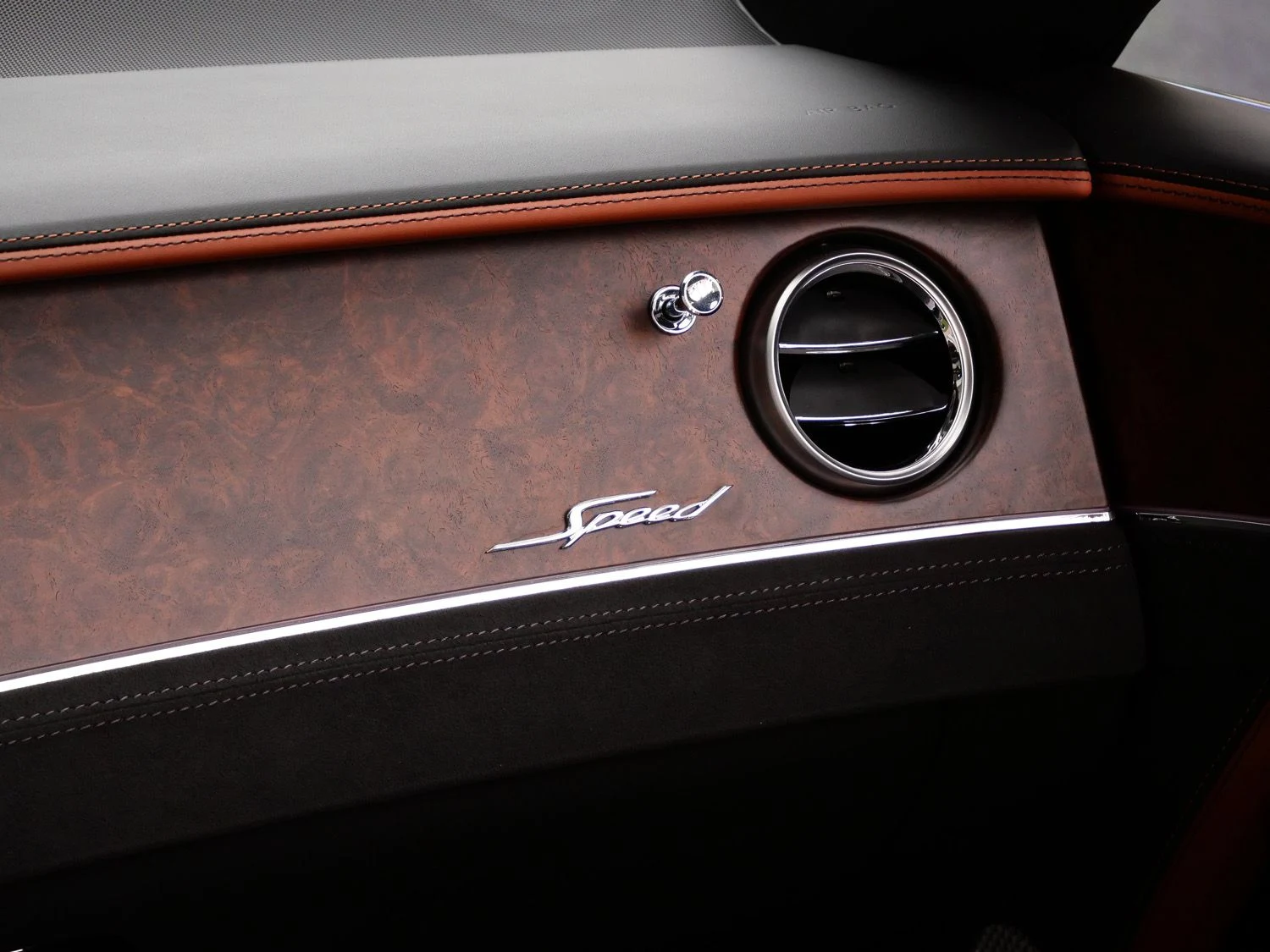 2025 Bentley Continental GTC Speed interior, door panel, Saddle