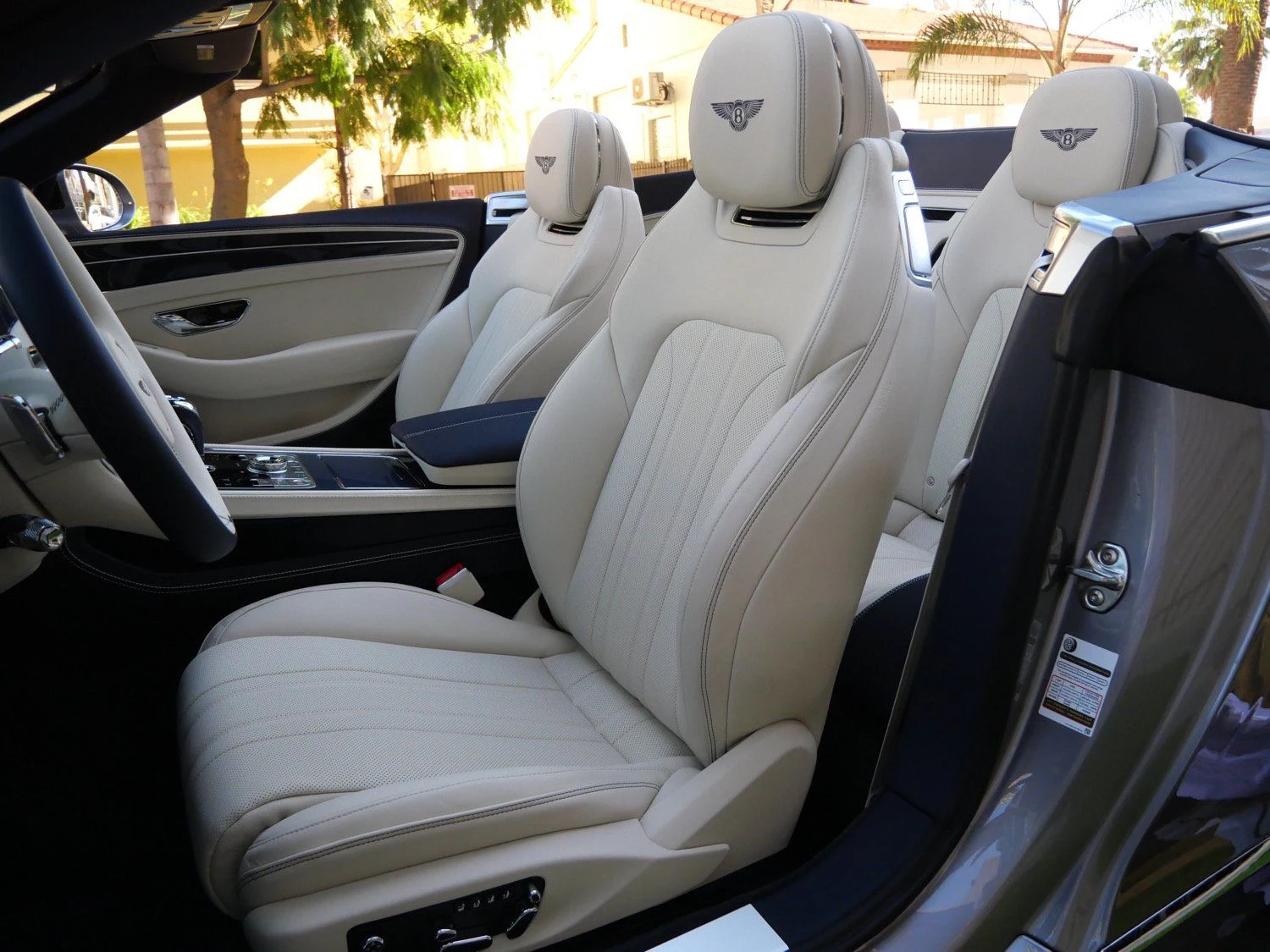 2026 Bentley Continental GTC interior, seats, Linen