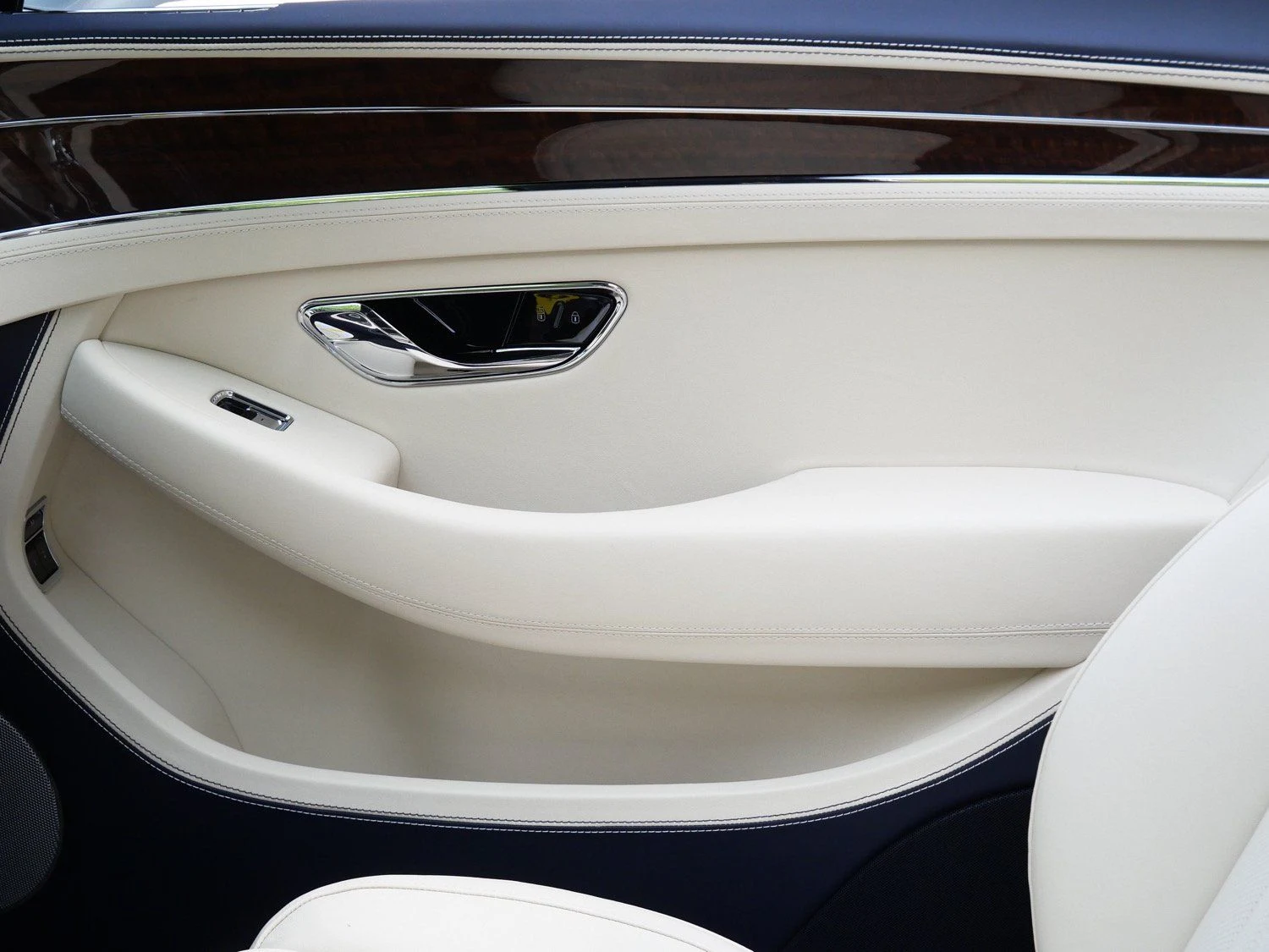2026 Bentley Continental GTC interior, door panel, Linen