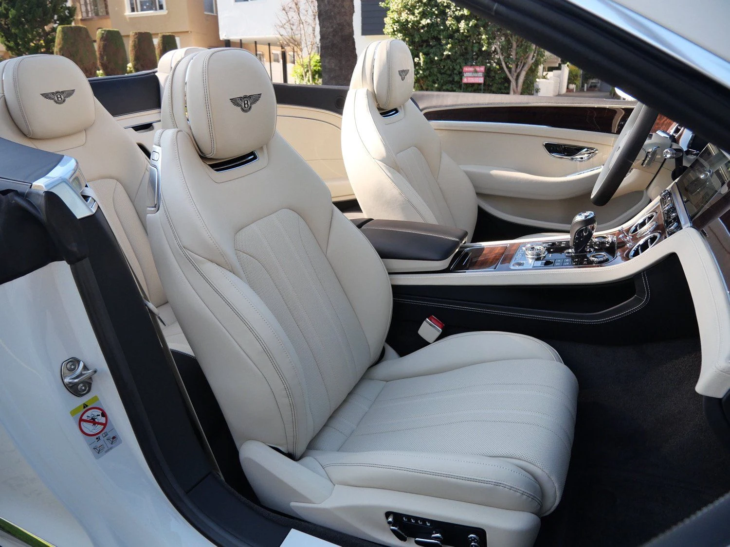 2026 Bentley Continental GTC interior, seats, Linen