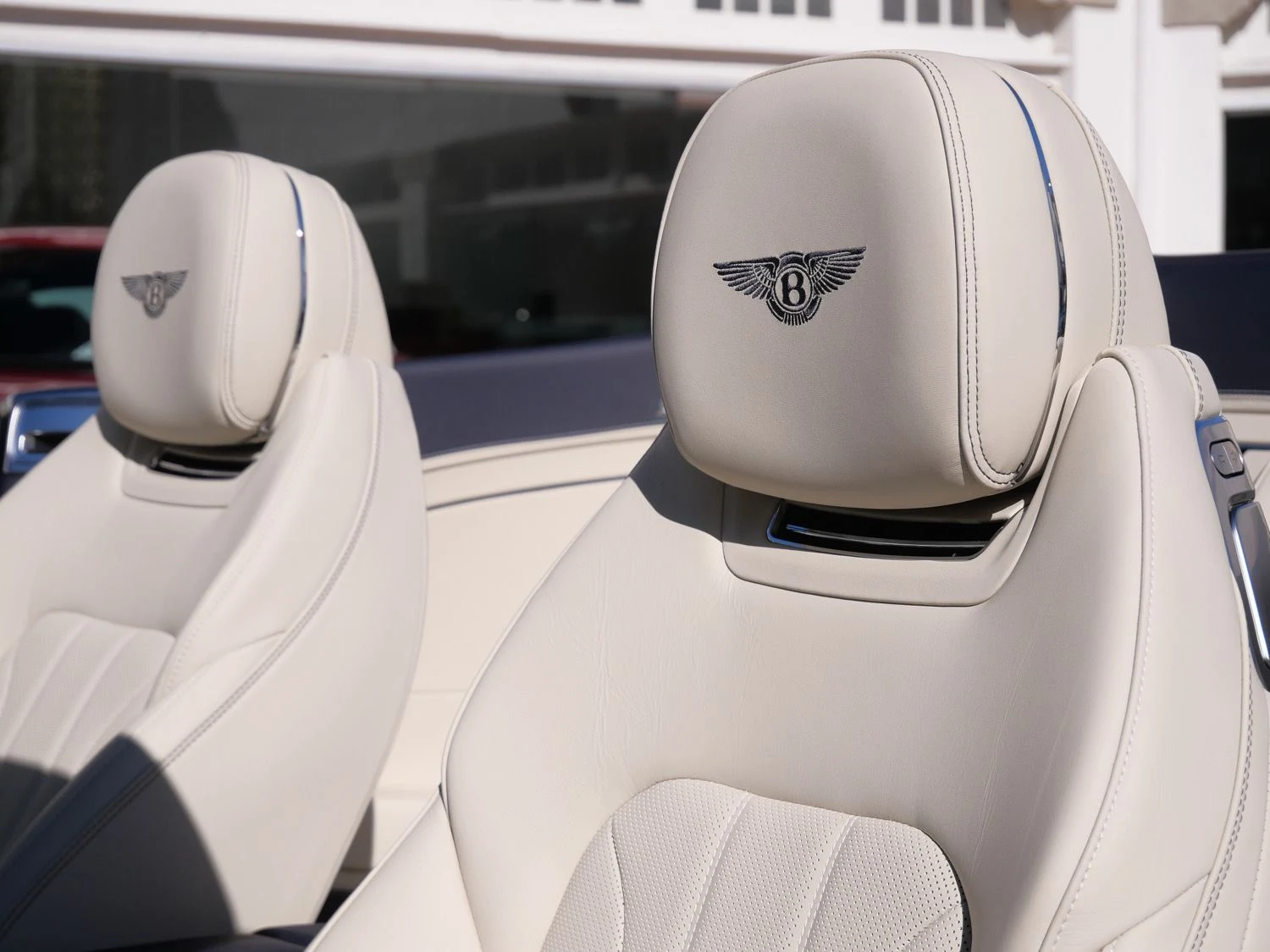 2026 Bentley Continental GTC interior, seats, Linen