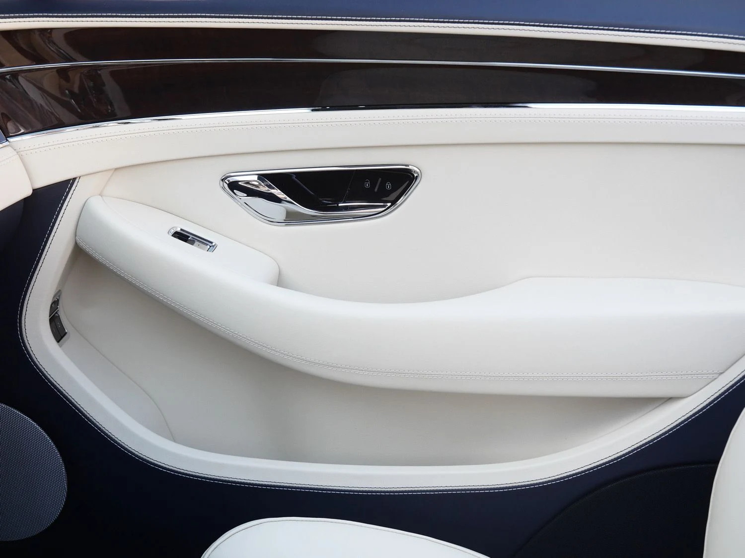 2026 Bentley Continental GTC interior, door panel, Linen