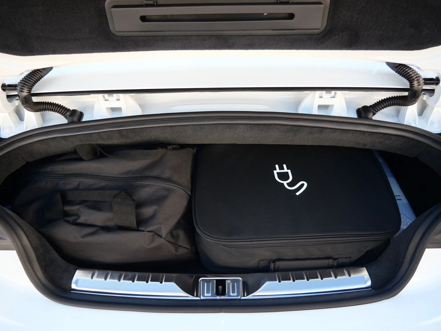 2026 Bentley Continental GTC trunk