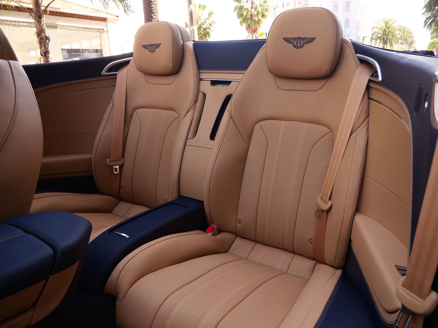 2026 Bentley Continental GTC interior, seats, Camel