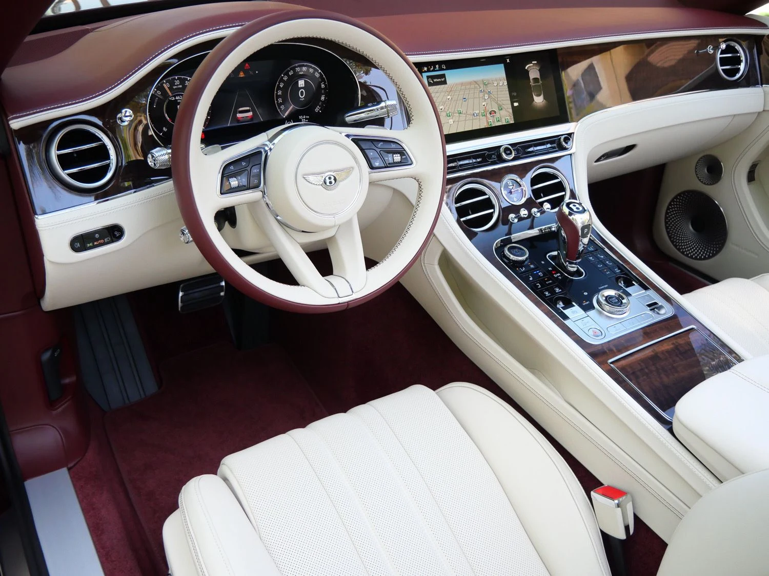 2026 Bentley Continental GTC interior, Linen