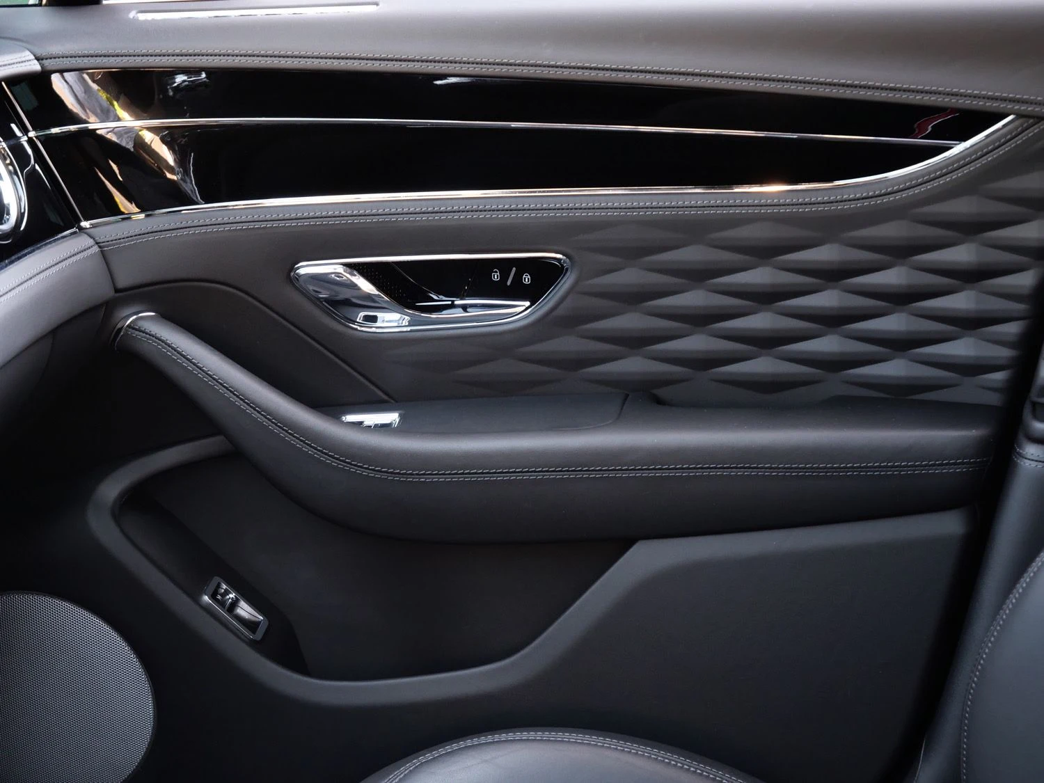 2022 Bentley Flying Spur W12 for sale, photo 14 of 24