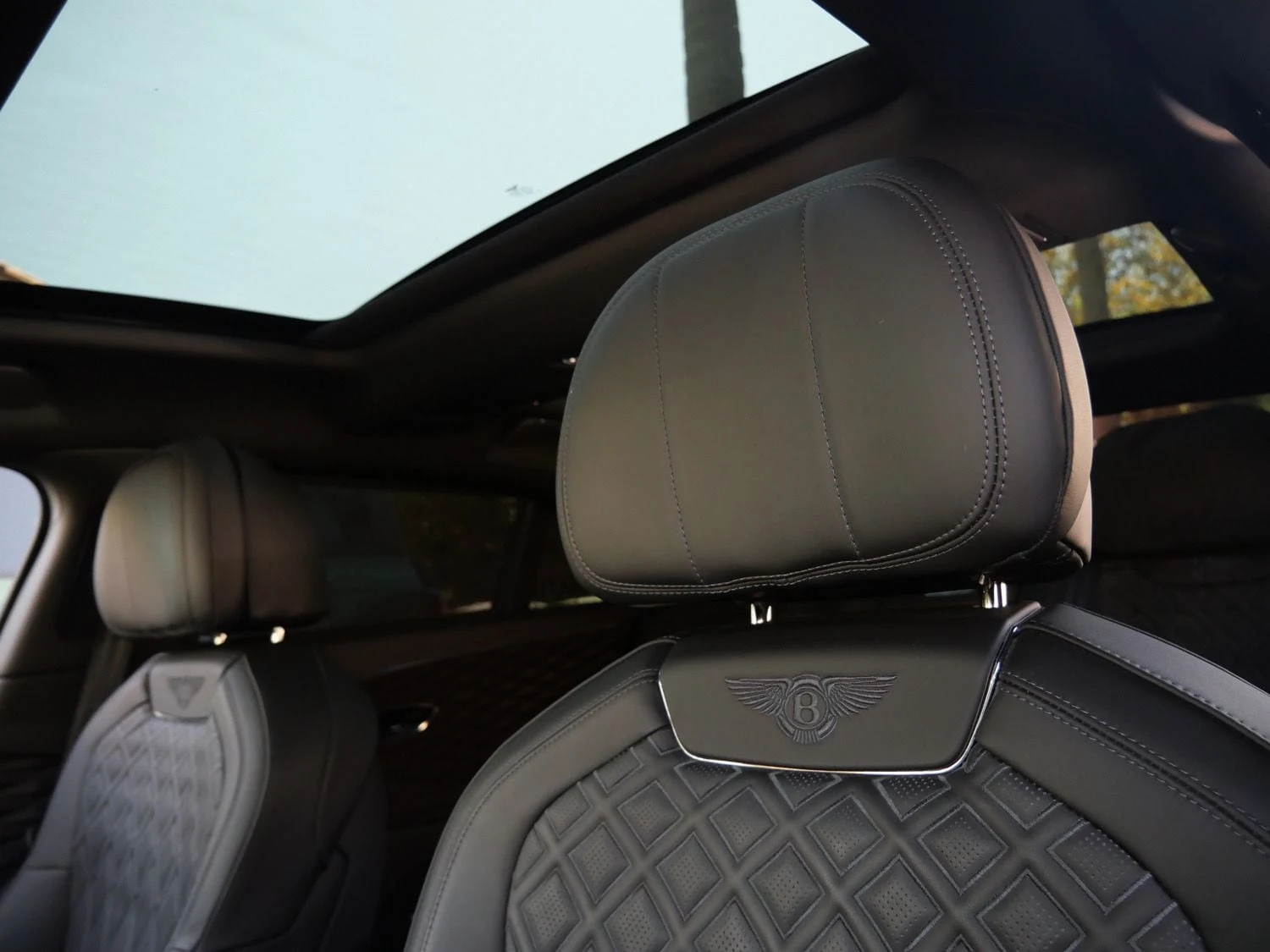 2022 Bentley Flying Spur W12 interior, seats, Beluga