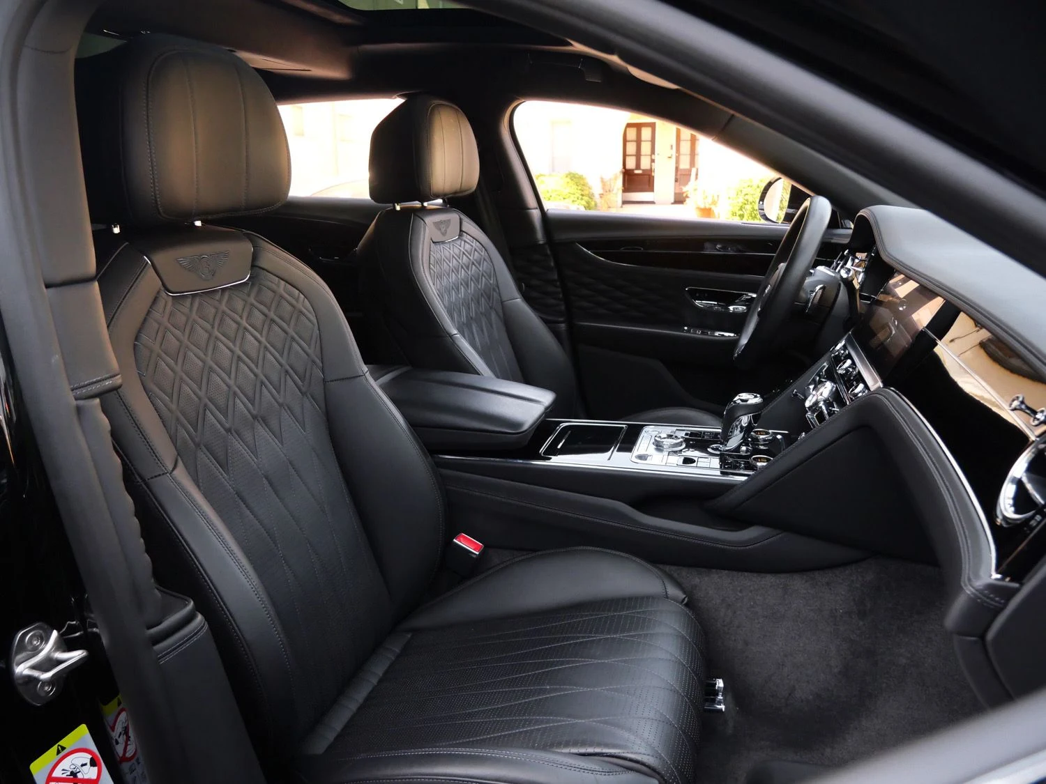 2022 Bentley Flying Spur W12 interior, seats, Beluga