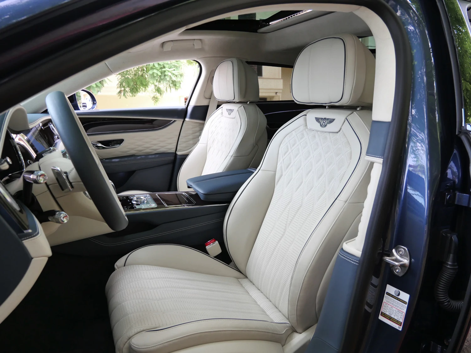 2023 Bentley Flying Spur Azure interior, seats, Linen