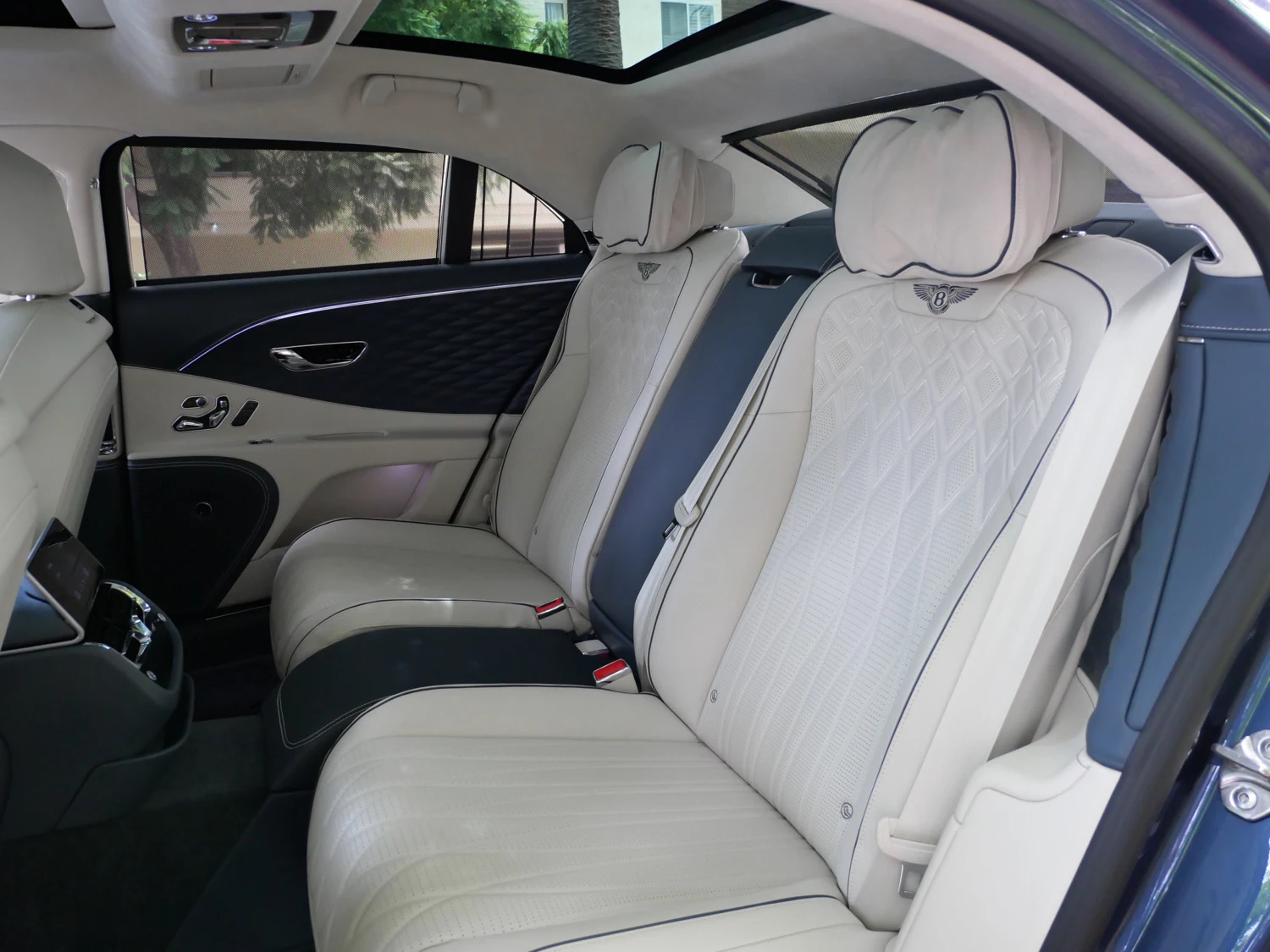 2023 Bentley Flying Spur Azure interior, seats, Linen