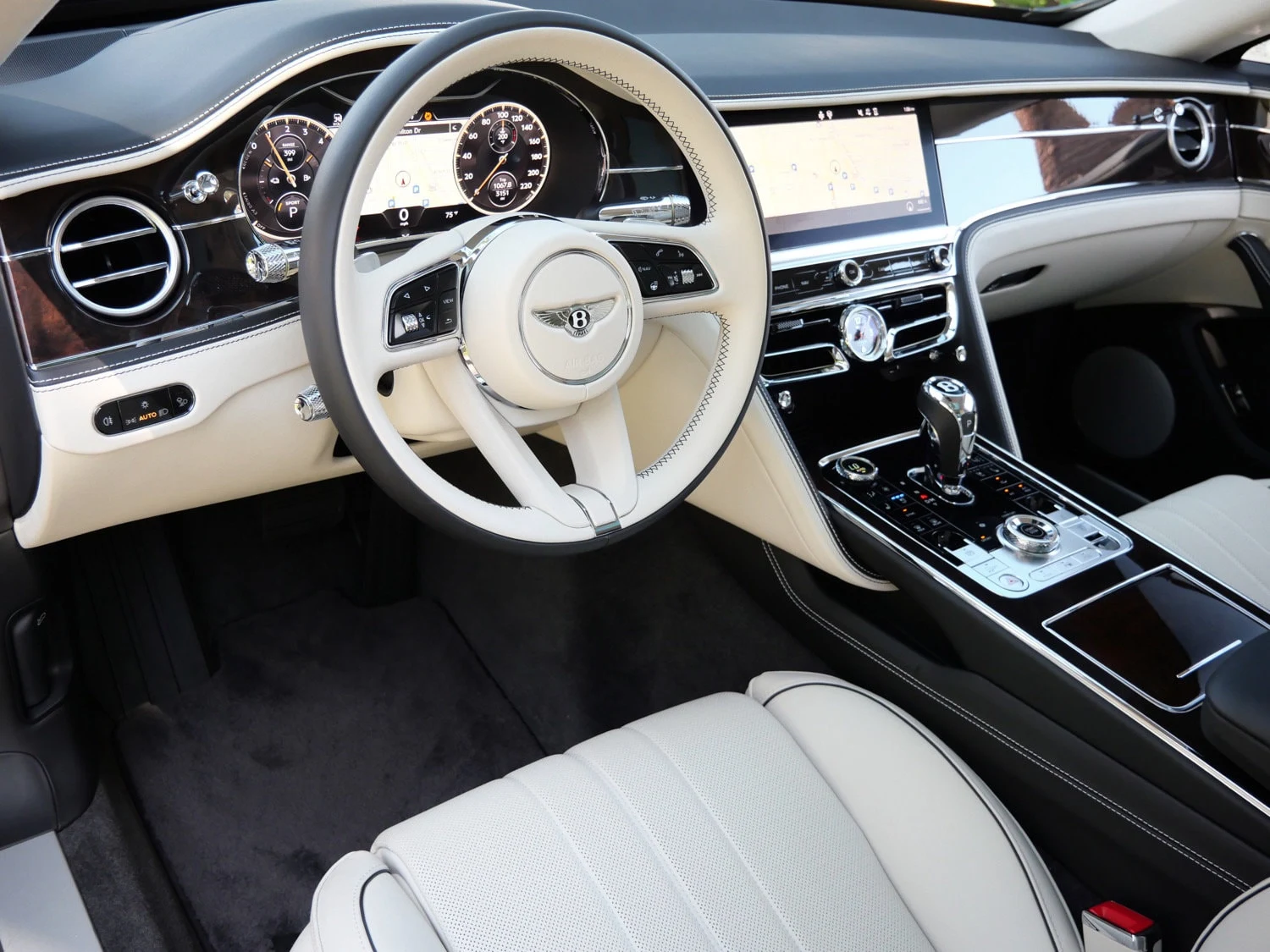 2023 Bentley Flying Spur Hybrid interior, dashboard, Linen