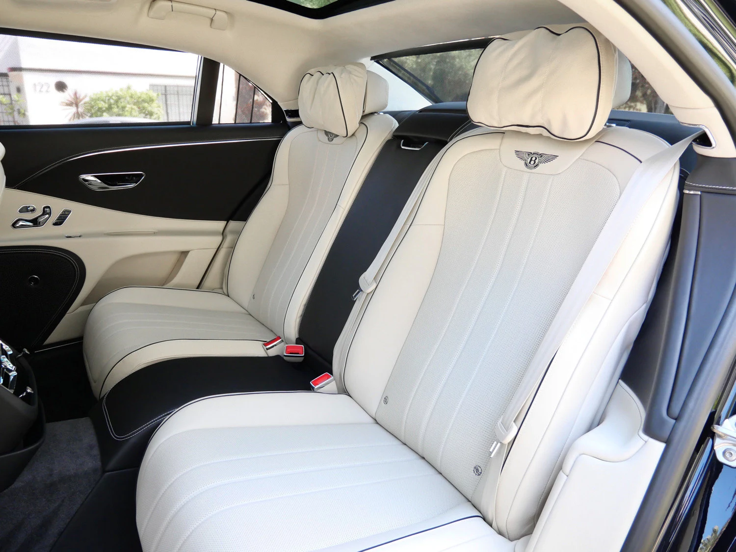 2023 Bentley Flying Spur Hybrid interior, seats, Linen