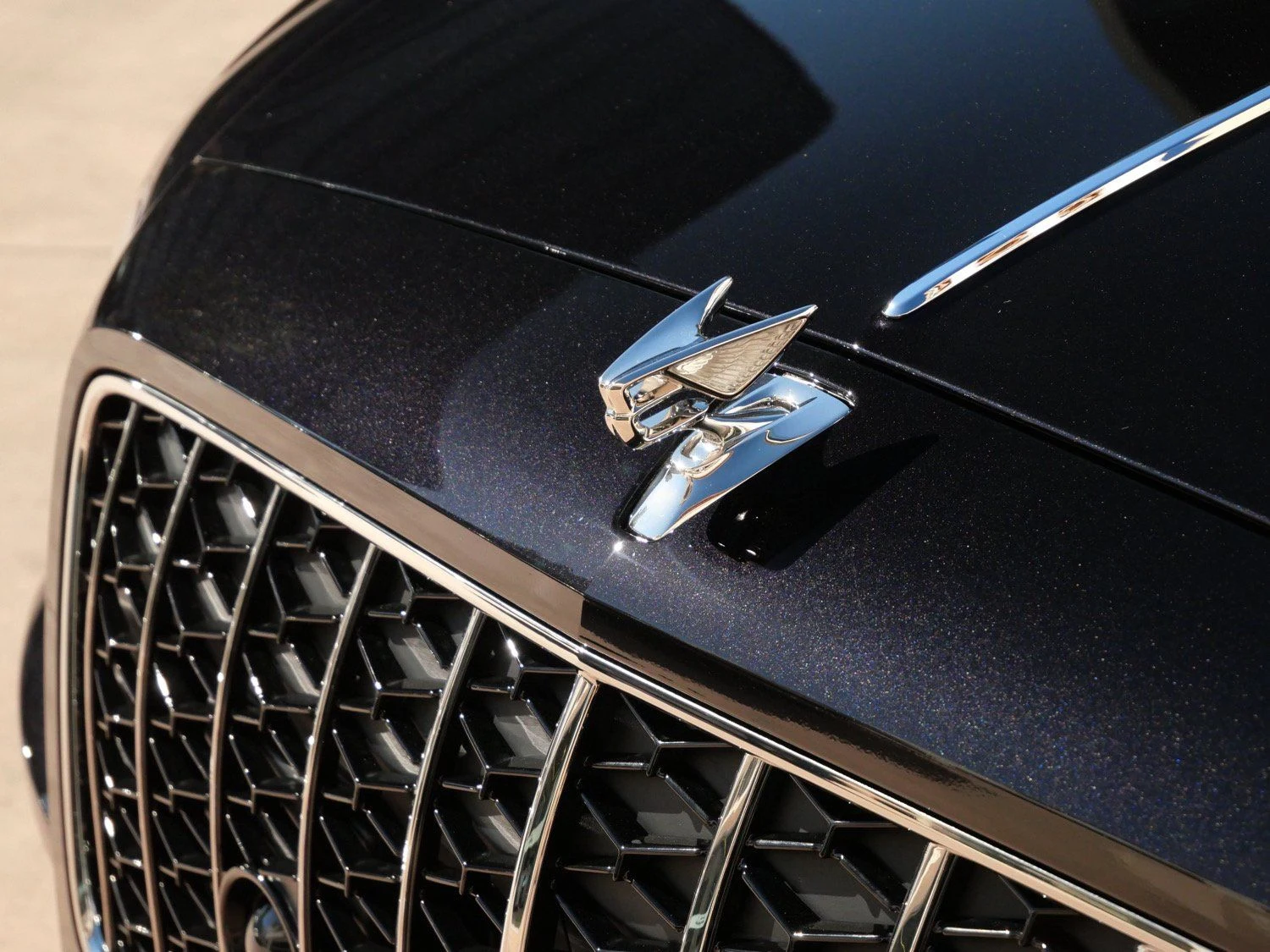 2026 Bentley Flying Spur Azure, detail
