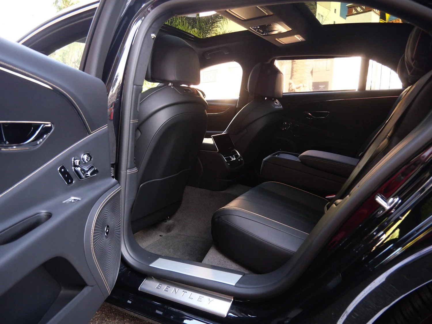 2026 Bentley Flying Spur interior, seats, Beluga