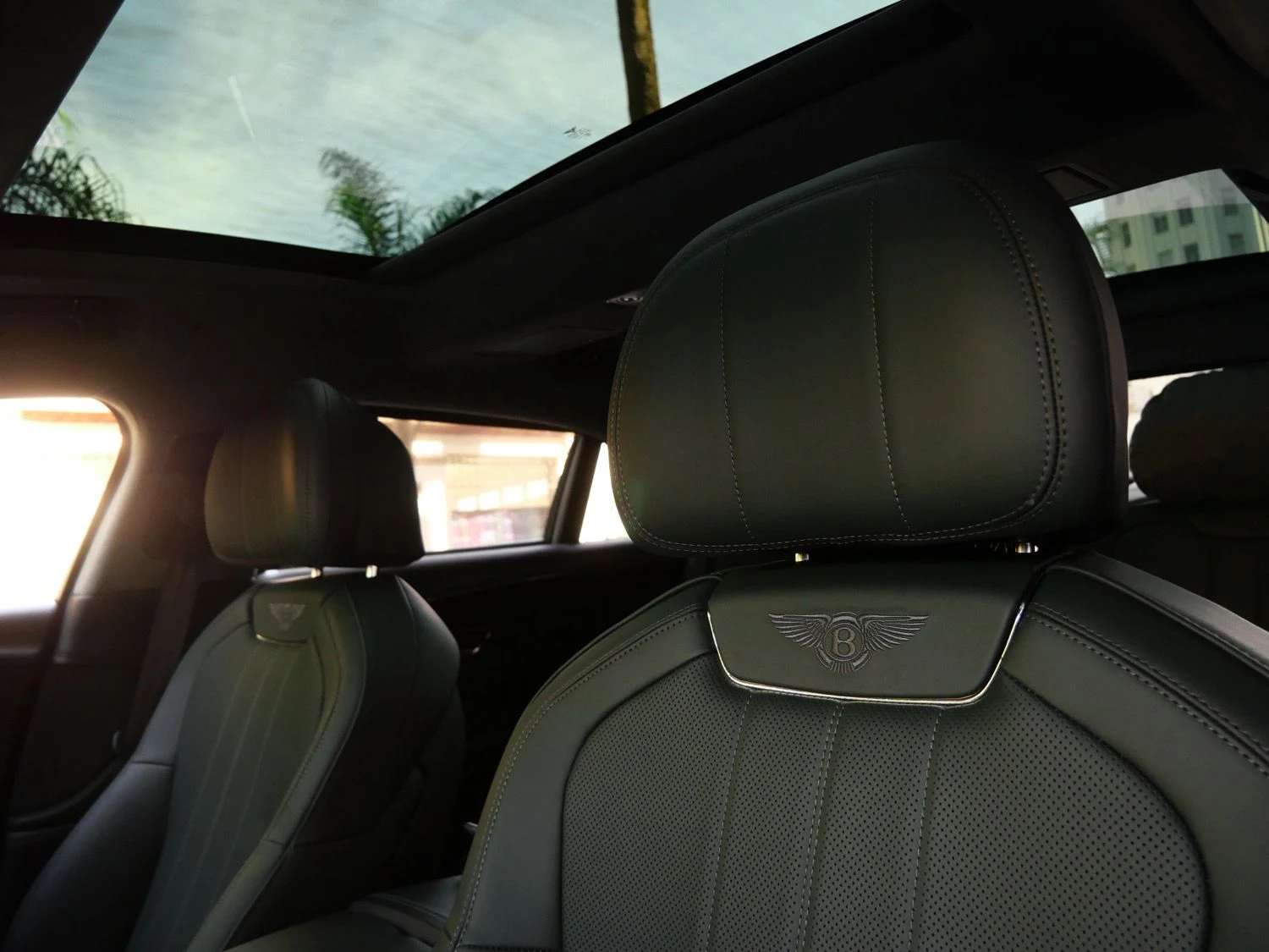 2026 Bentley Flying Spur interior, seats, Cumbrian Green