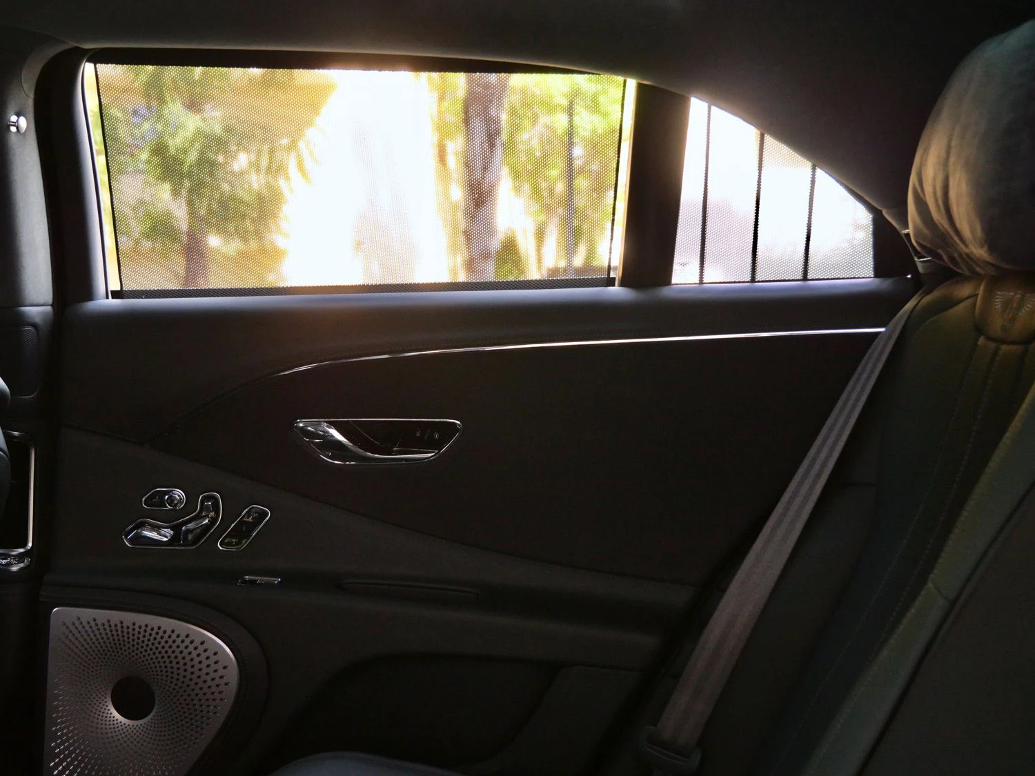 2026 Bentley Flying Spur interior, door panel, Cumbrian Green