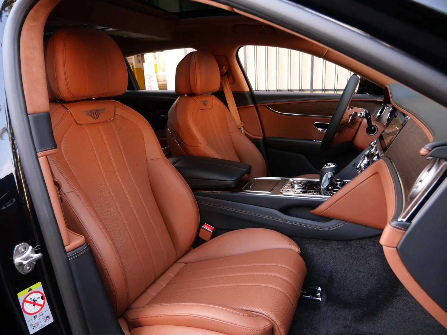 2026 Bentley Flying Spur interior, seats, Saddle