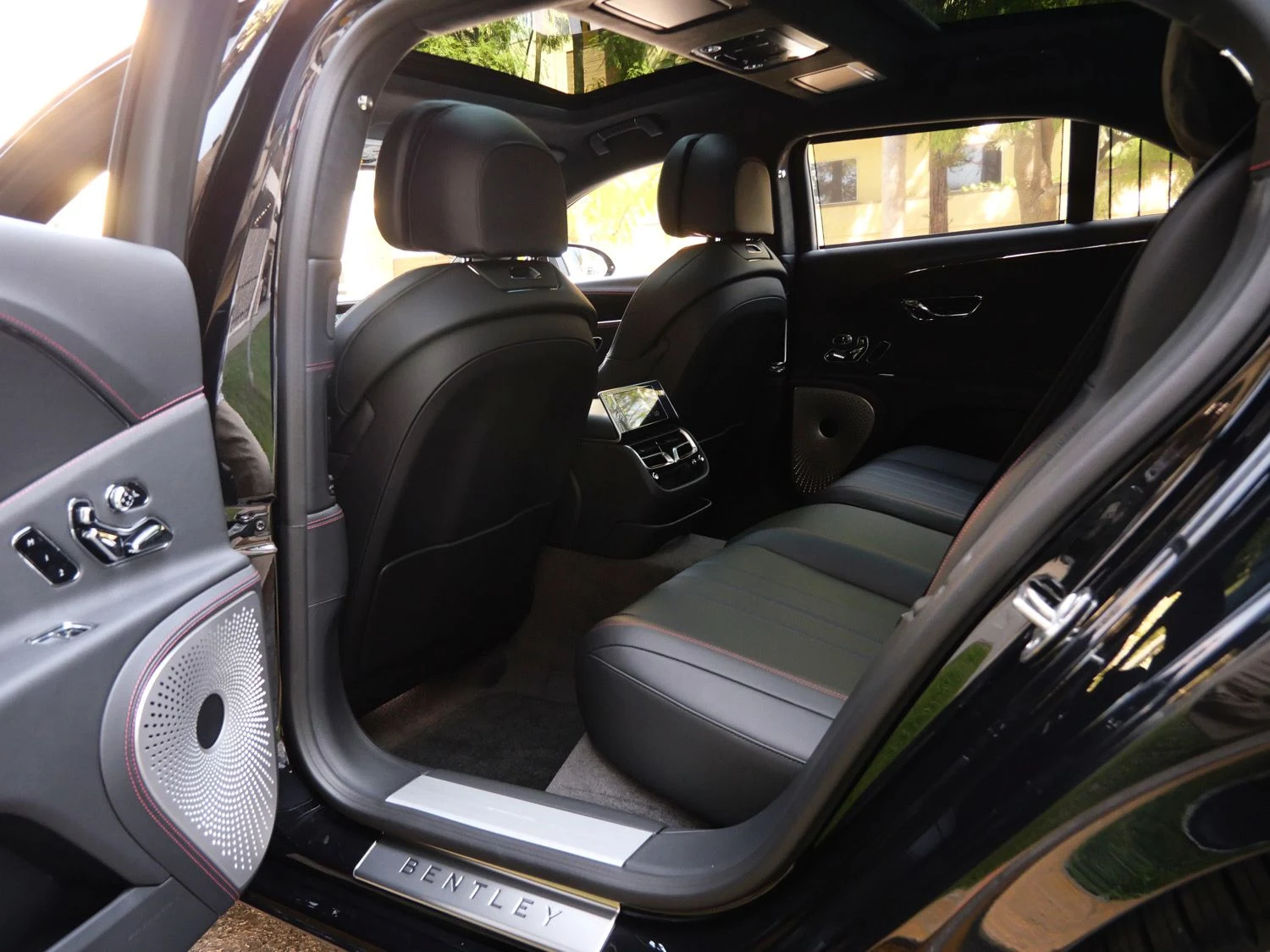 2026 Bentley Flying Spur interior, seats, Beluga