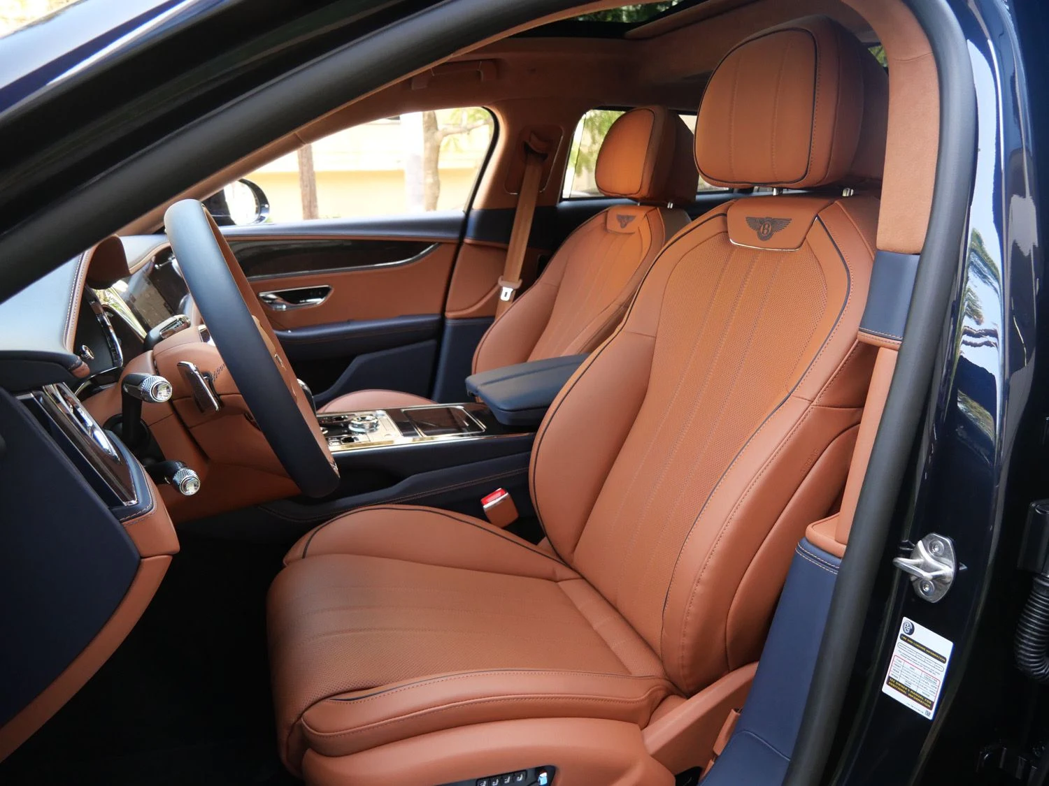 2026 Bentley Flying Spur interior, seats, Saddle