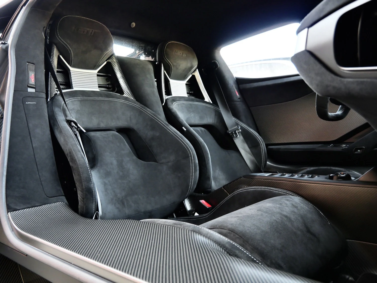 2020 Ford GT Carbon Series interior, seats, Carbon