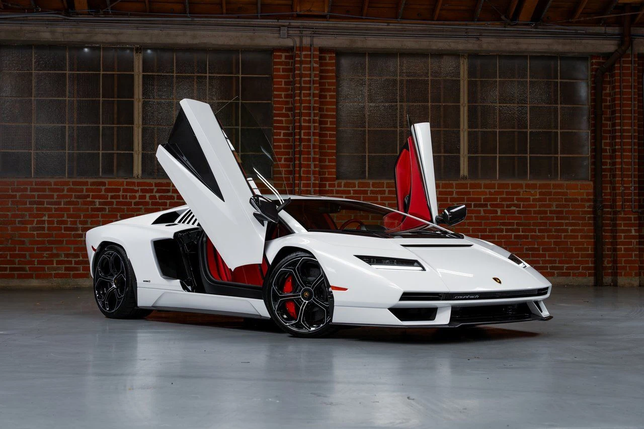 2022 Lamborghini Countach LPI 800-4 for sale, exterior, White