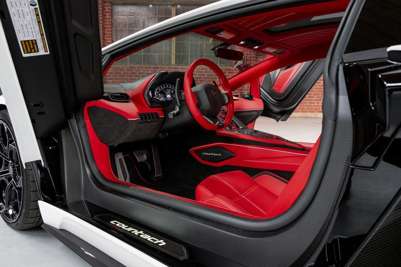2022 Lamborghini Countach LPI 800-4 interior, Nero Ade