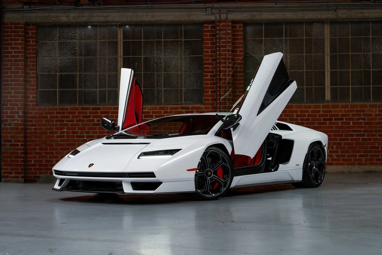 2022 Lamborghini Countach LPI 800-4 for sale, exterior, White