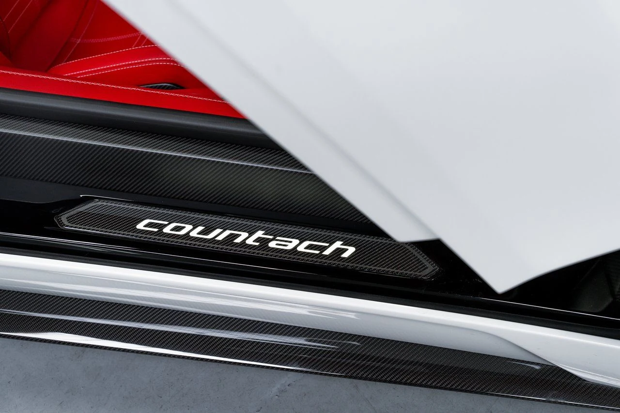2022 Lamborghini Countach LPI 800-4 interior, door sill, Nero Ade