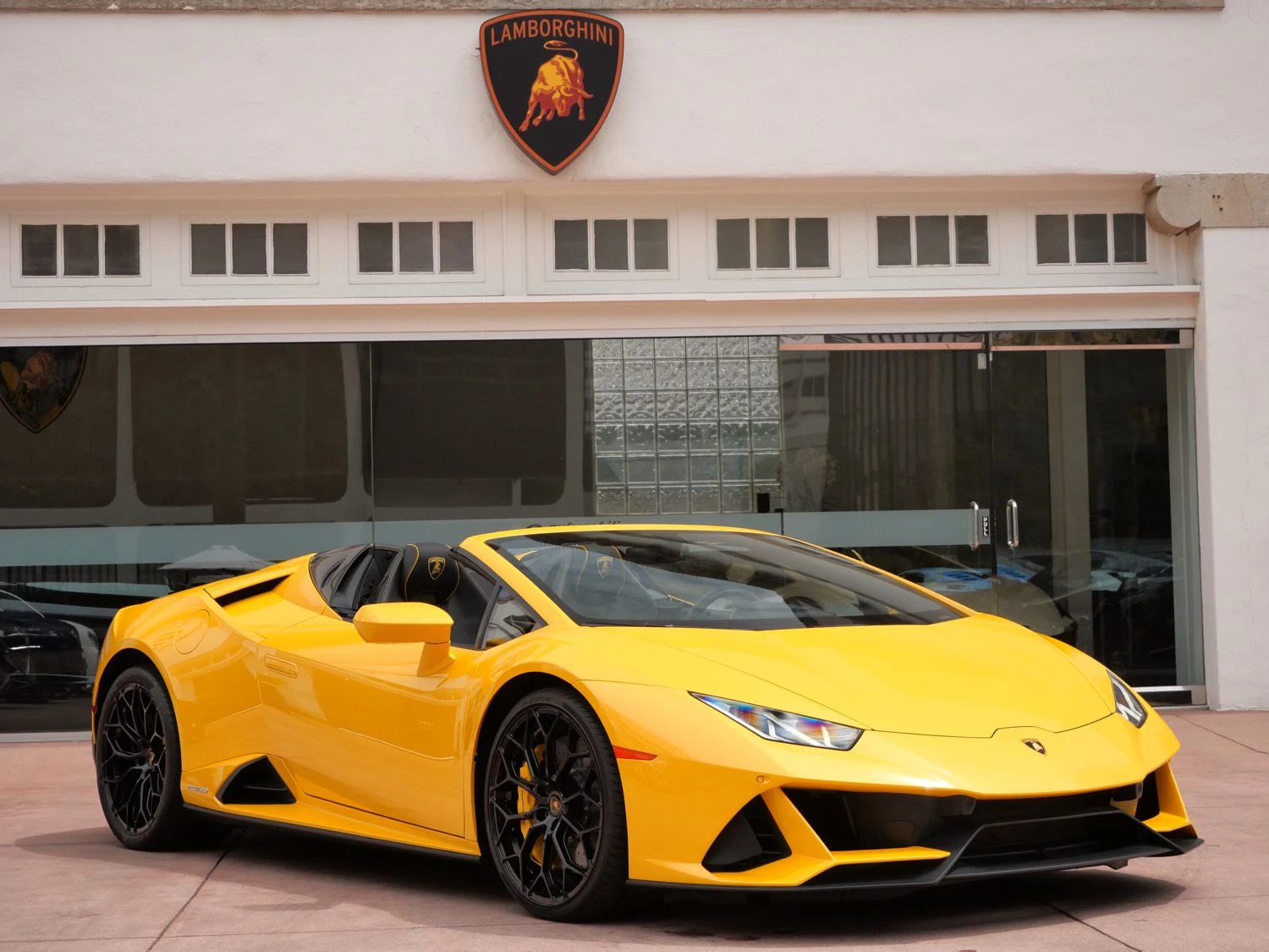 2024 Lamborghini Huracán EVO Spyder for sale, photo 1 of 23