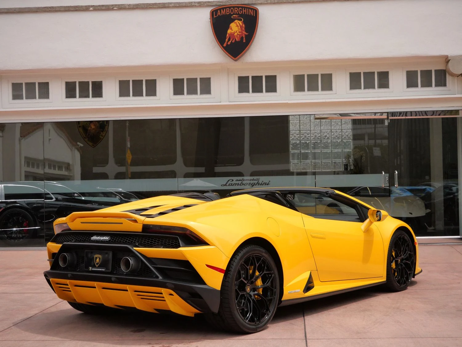 2024 Lamborghini Huracán EVO Spyder for sale, photo 3 of 23