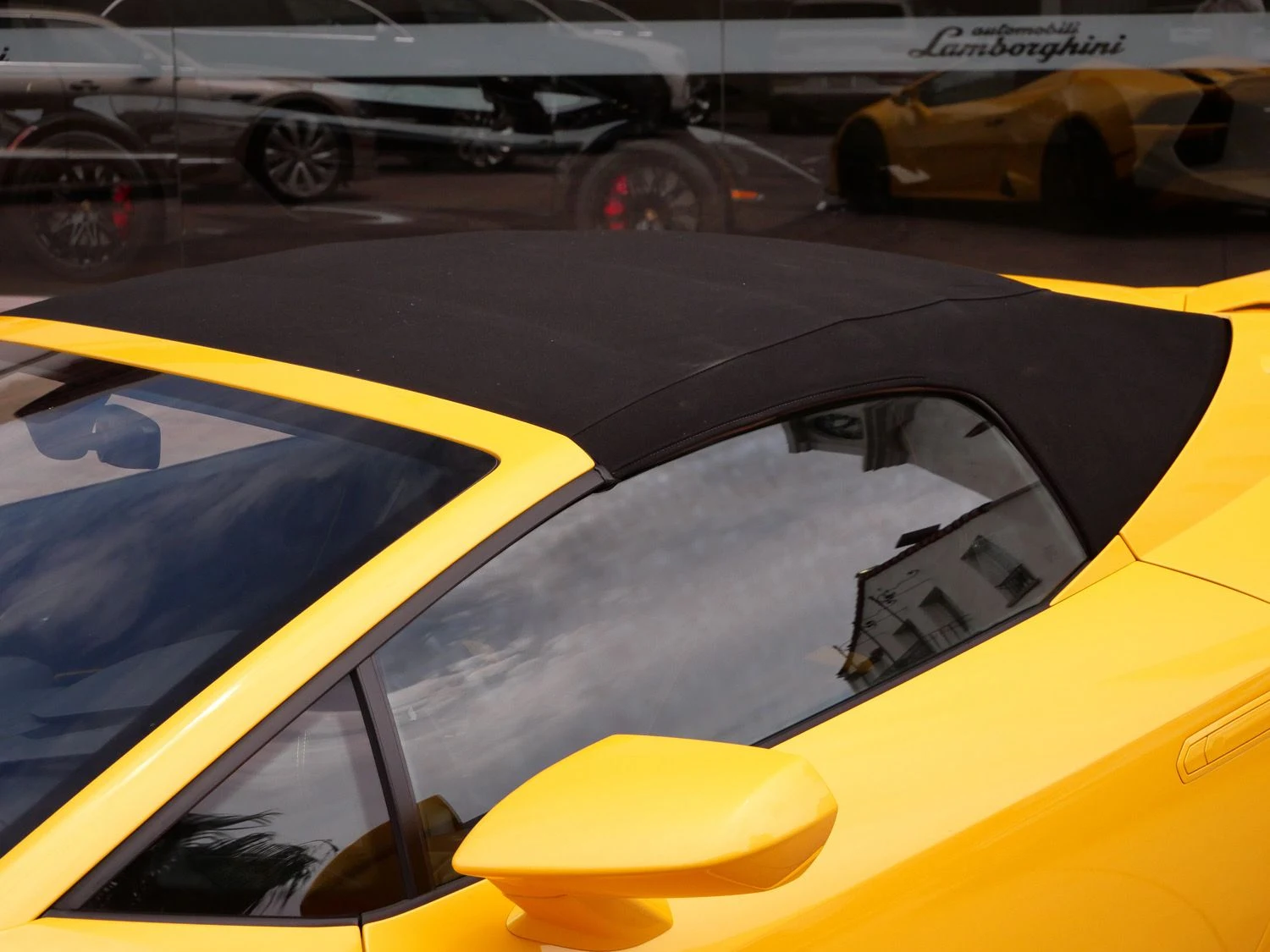 2024 Lamborghini Huracán EVO Spyder for sale, exterior, Yellow