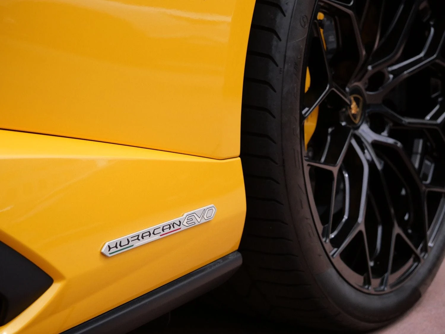 2024 Lamborghini Huracán EVO Spyder for sale, photo 12 of 23