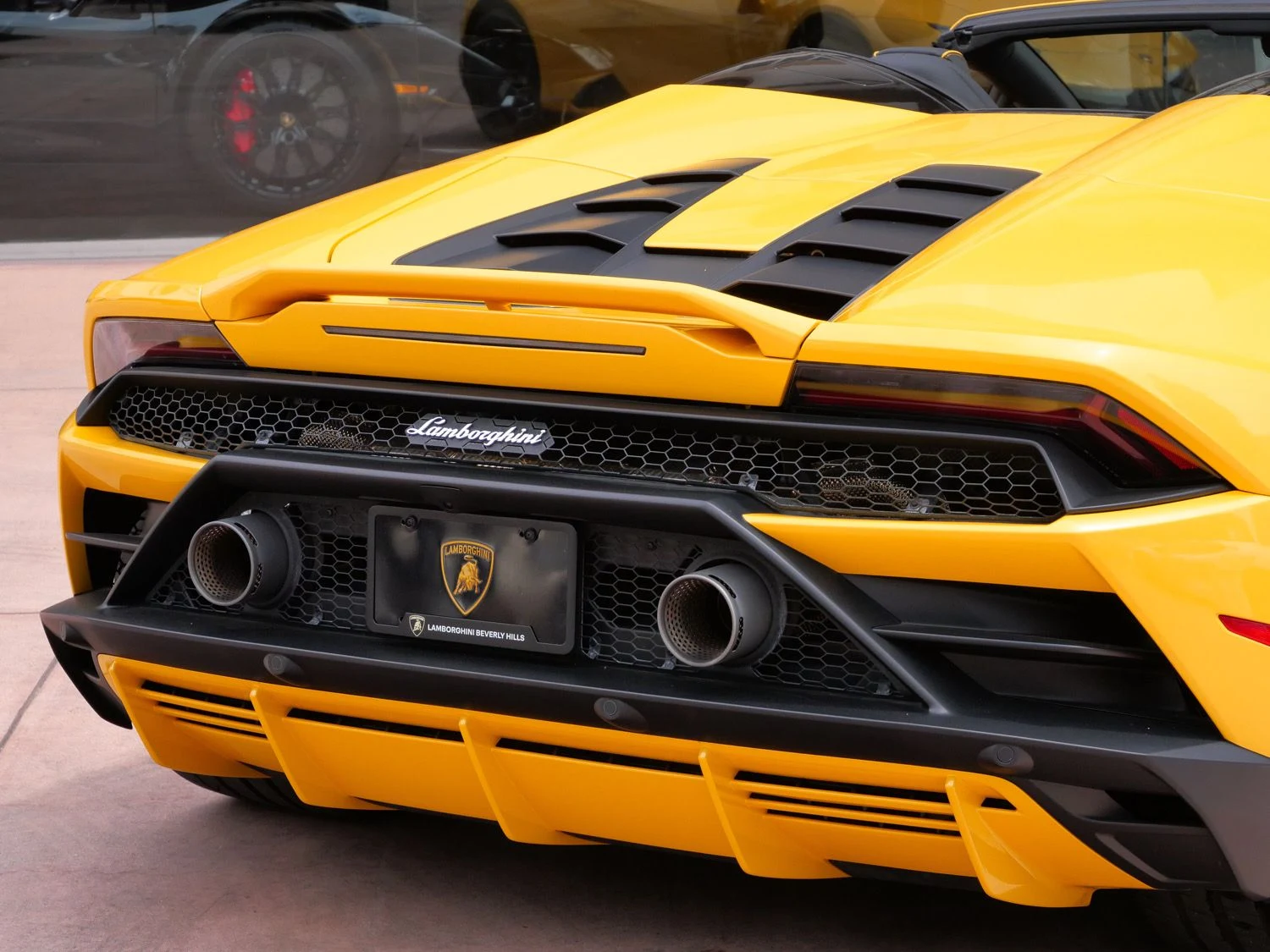 2024 Lamborghini Huracán EVO Spyder for sale, exterior, Yellow